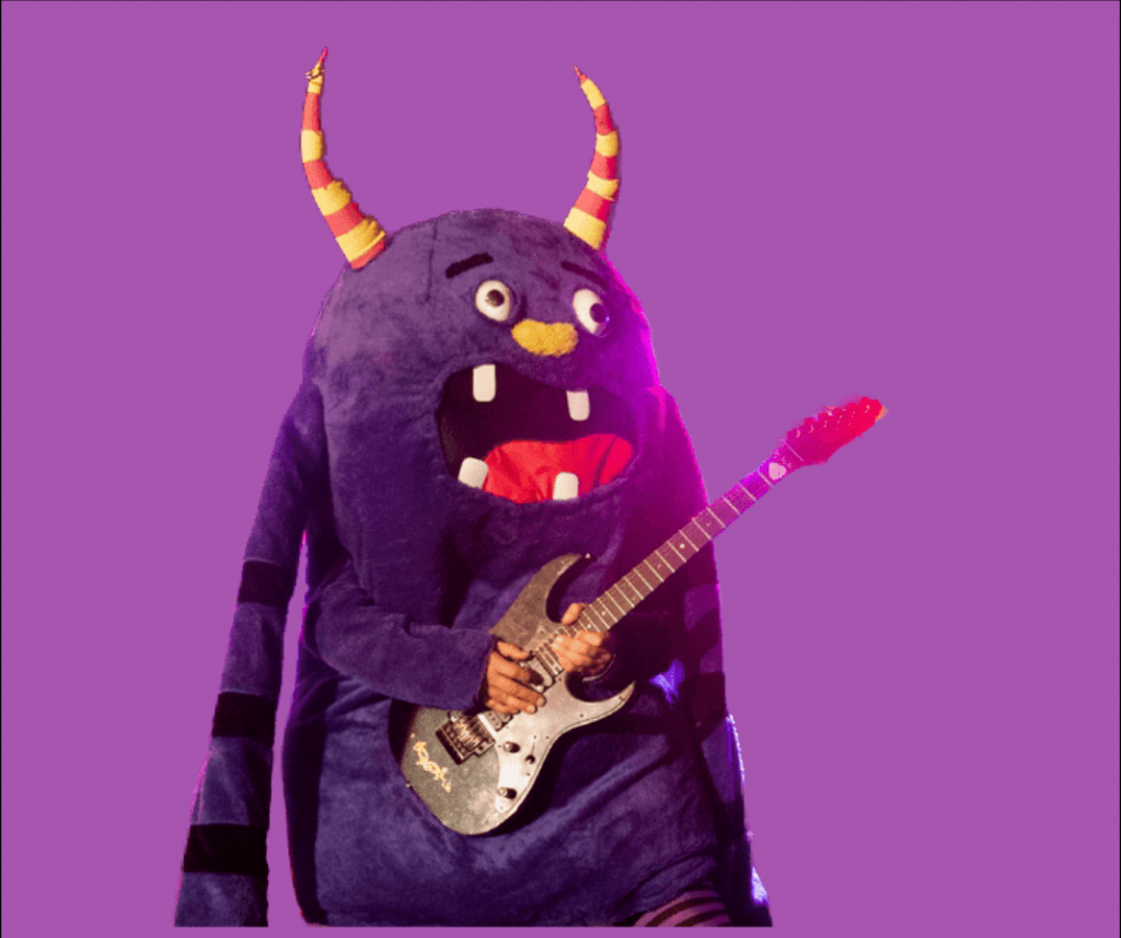 Angus-guitarrista-de-monstrurock